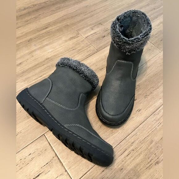 Khombu gray lined  side zip fur cuff women’s winter boots. Size 8 - Picture 3 of 8